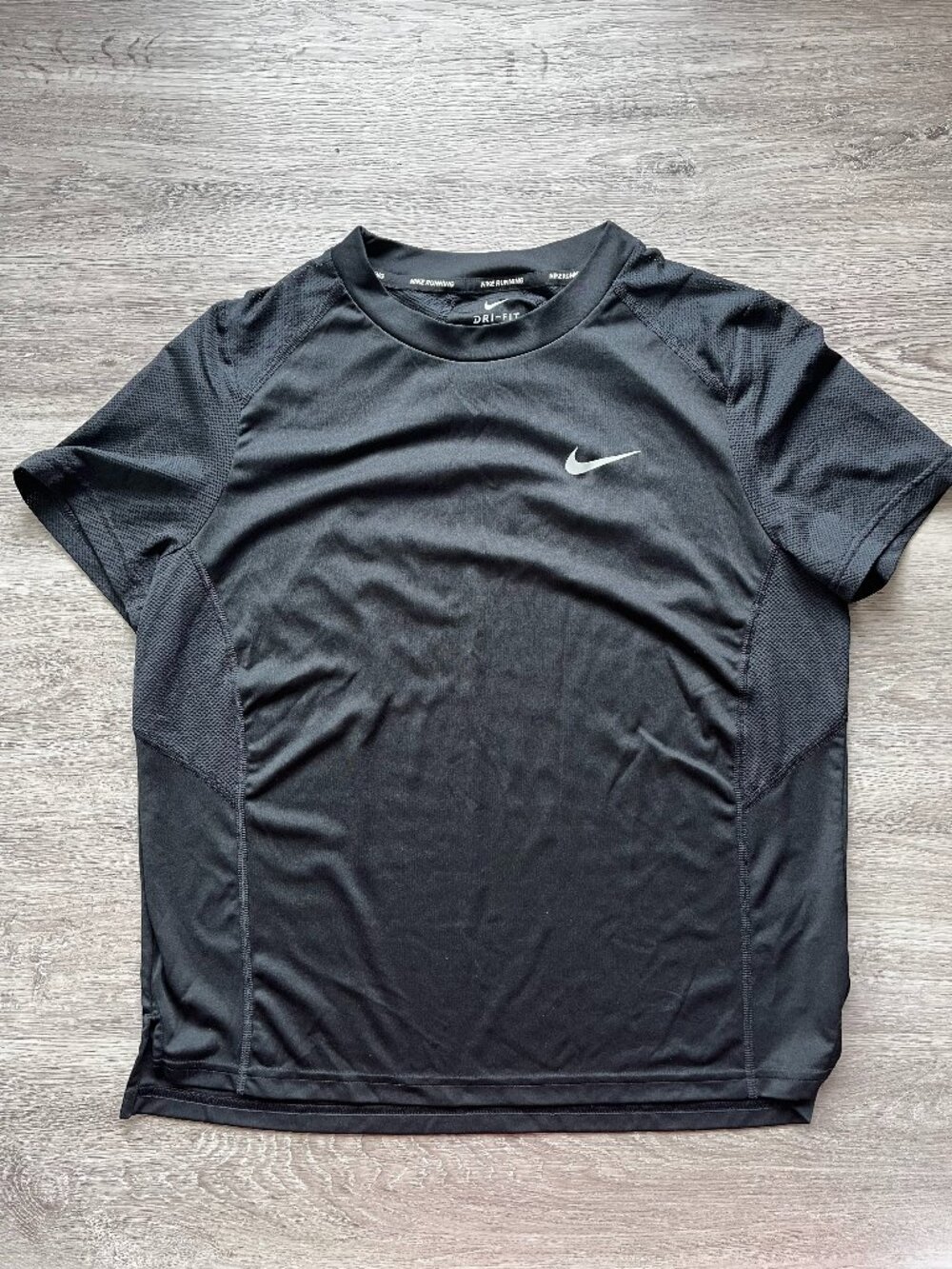 Nike Running T-Shirt Size L Black